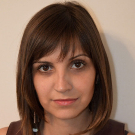 Biohemičar Aleksandra Krstić - Biohemičar