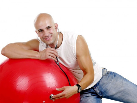 Dr Saša Plećević - Specijalista anesteziologije sa reanimatologijom i fitness trener
