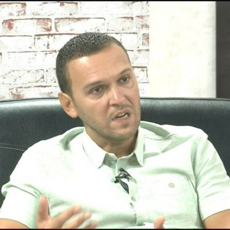 Dr Dušan Simić - Specijalista ginekologije i akušerstva