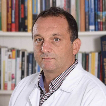 Dr sci. med. Aleksandar Ristanović - Specijalista grudne hirurgije