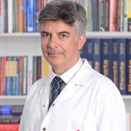 Doc. dr Radoslav Romanović - Specijalista interne medicine - kardiolog