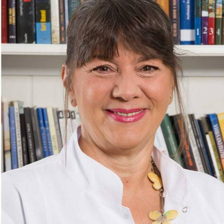 Spec. dr med. Branka Lazić Dragićević - Specijalista ginekologije