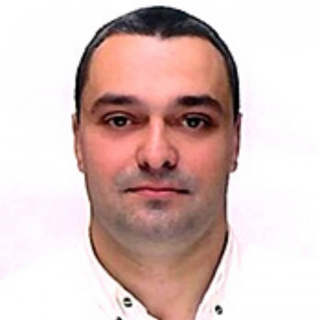 Spec. dr med. Danilo Nikolić - Stomatolog i specijalista maksilofacijalne hirurgije