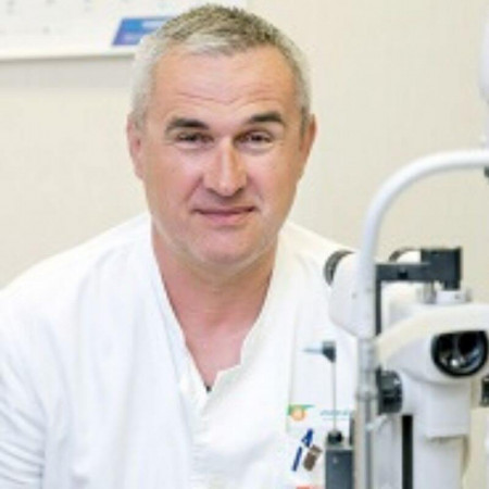Spec. dr med. Vladimir Draganić - Oftamolog