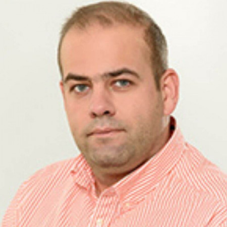 Prof. dr Nemanja Gvozdenović - Specijalista ortopedije i traumatologije