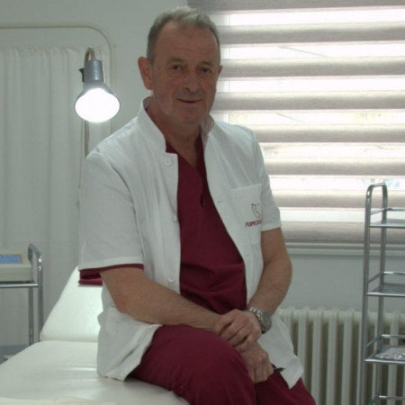 Prim. mr sci. med Zlatko Vujičić - Specijalista maksilofacijalne hirurgije