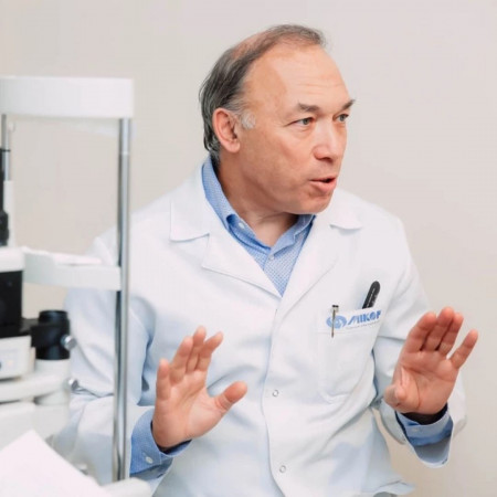 Prof. dr Jurij Viktorovič Tahtaev - Specijalista oftalmologije