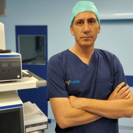 Spec. dr med. Uroš Kenić - Specijalista urologije