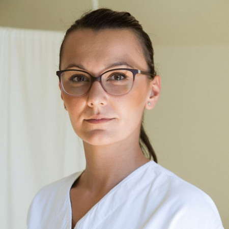 Fizioterapeut Aleksandra Vlajnić - Strukovni fizioterapeut