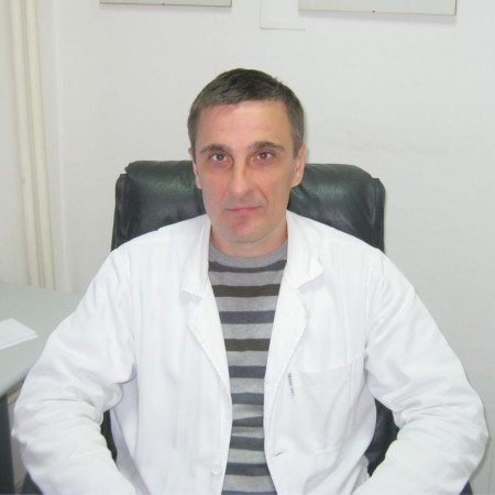Dr Igor Mladenović - Specijalista fizijatar