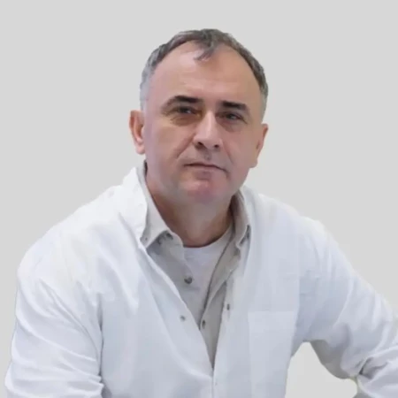 Dr Miroslav Knežević - Specijalista ortopedije sa traumatologijom