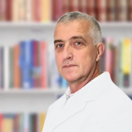 Spec. dr med. Ljuban Šćekić - Specijalista ortopedije sa traumatologijom