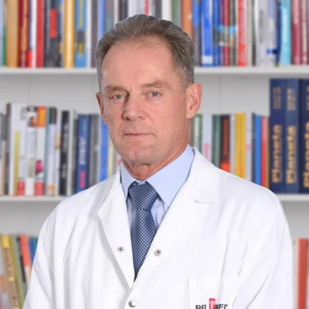 Prof. dr sci. med. Srba Stošić - Specijalista maksilofacijalne hirurgije