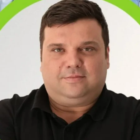 Spec. dr med. Milan Petrović - Specijalista ortopedije