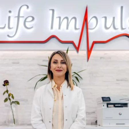 Prof. dr Vesna Karanikolić - Specijalista dermatovenerologije
