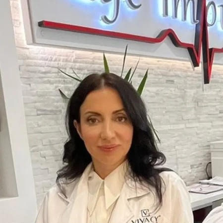 Dr Jelena Paunković - Lekar estetske medicine