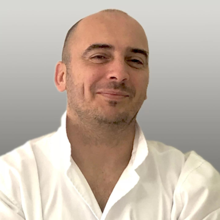 Spec. dr med. Veličko Trajković - Specijalista dečije hirurgije
