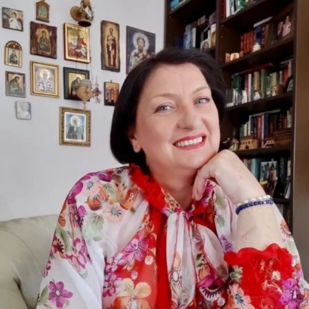 Dr sci. med. Olivera Ćirković - specijalista pedijatrije i geštalt psihoterapeut
