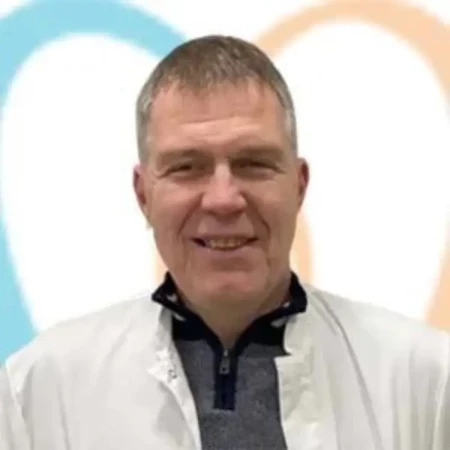 Spec. dr med. Rade Jagodić - Specijalista dečije fizijatrije