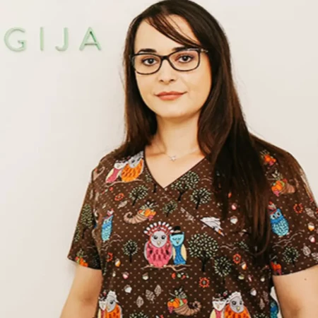 Stomatolog Milica Maravić - Stomatolog