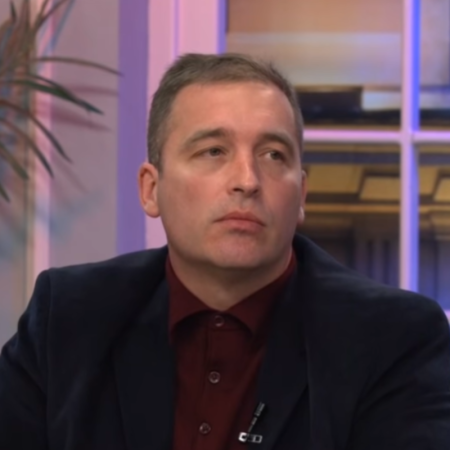 Dr Andrija Savić - Specijalista neurohirurgije