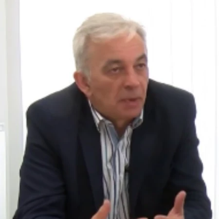 Doc. dr Dejan Tabaković - Specijalista ortopedije