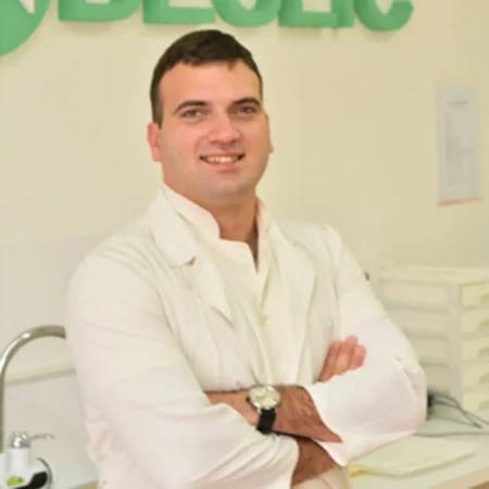 Dr Marijan Bešlić - Stomatolog