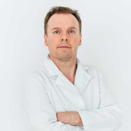 Spec. dr med. Duško Manić - Specijalista onkologije i opšte hirurgije